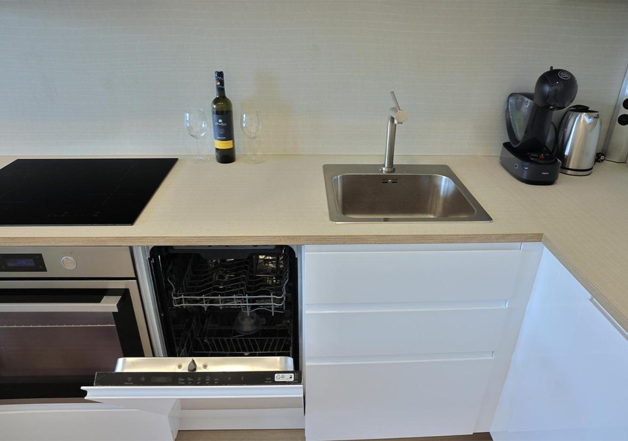 New Cozy 2 Room Pink Apartment Bratislava 059 Esterno foto
