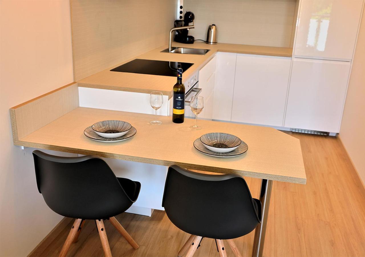 New Cozy 2 Room Pink Apartment Bratislava 059 Esterno foto