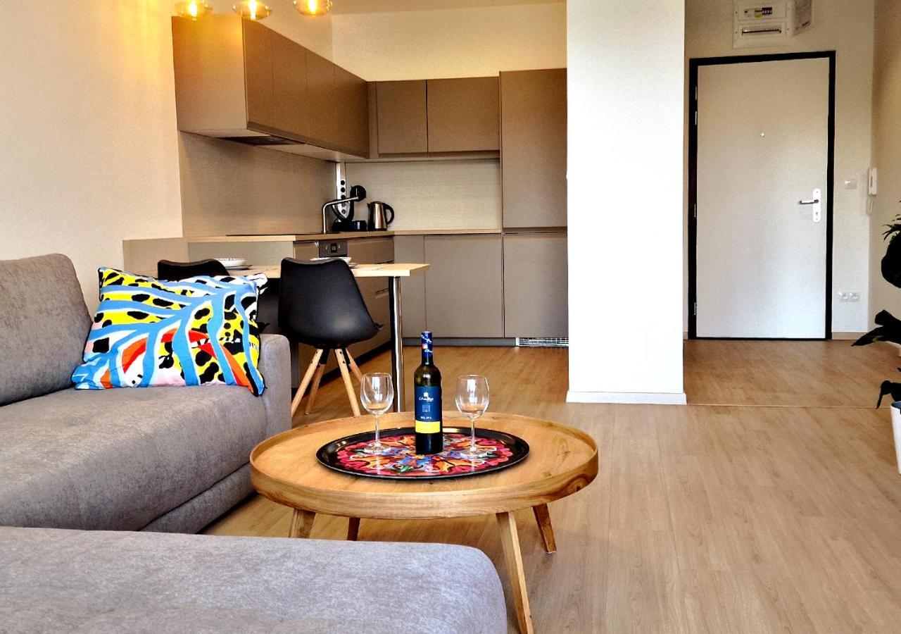 New Cozy 2 Room Pink Apartment Bratislava 059 Esterno foto